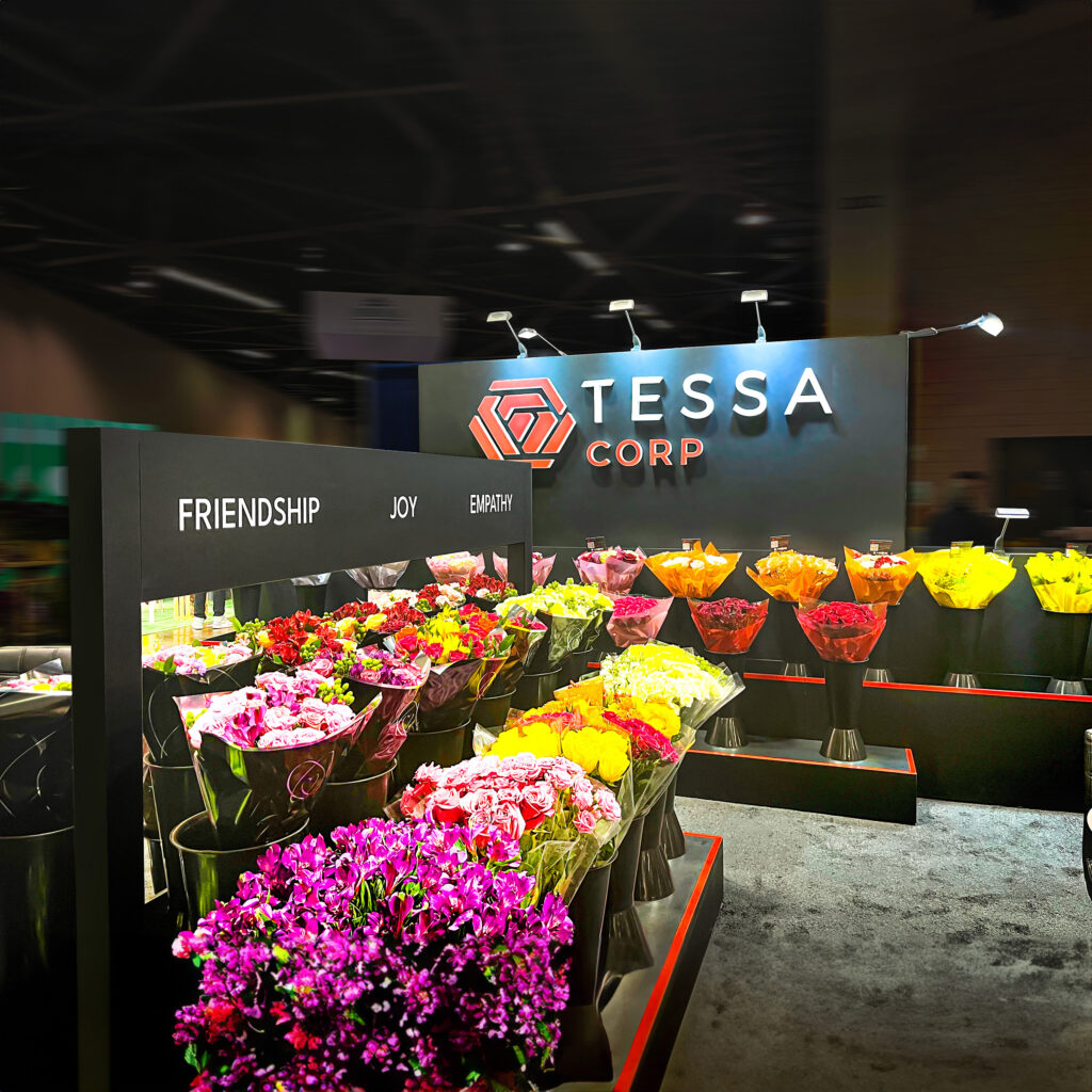 Modular trade show booth design with flowers